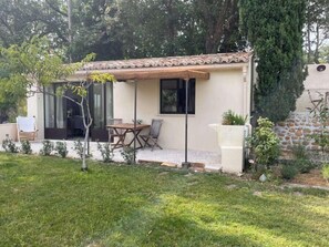 Studio, Garden View | Garden view