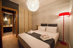 1 bedroom, in-room safe, iron/ironing board, travel cot