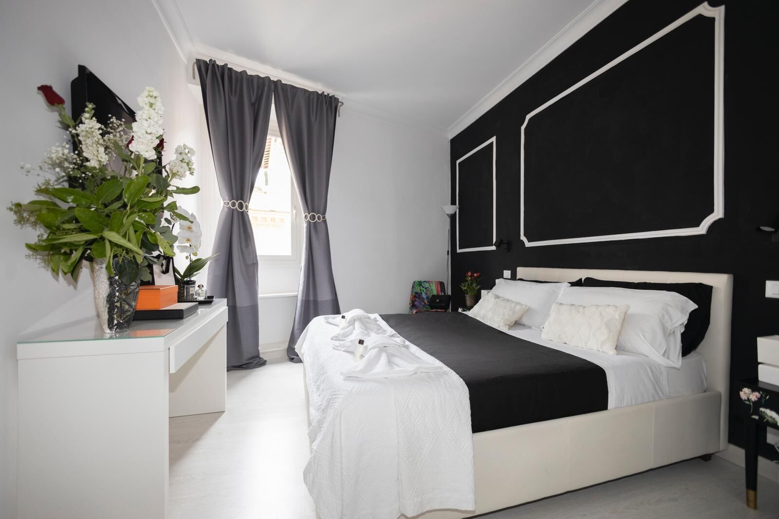 2 Schlafzimmer, Schreibtisch, Bügeleisen/Bügelbrett, kostenloses WLAN