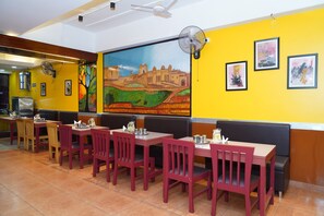 Restaurant - HOTEL VINTTAGE PARK (Bengaluru)
