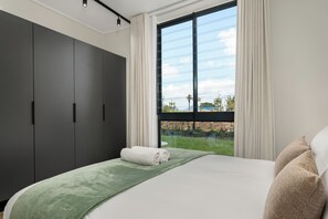 2 soverom, safe på rommet, strykejern/-brett og wi-fi