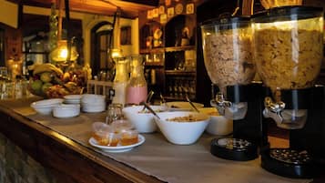 Desayuno buffet incluido todos los días