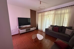 Villa | Living area - Casa Refúgio Verde Conforto em SJBVista (São João da Boa Vista)