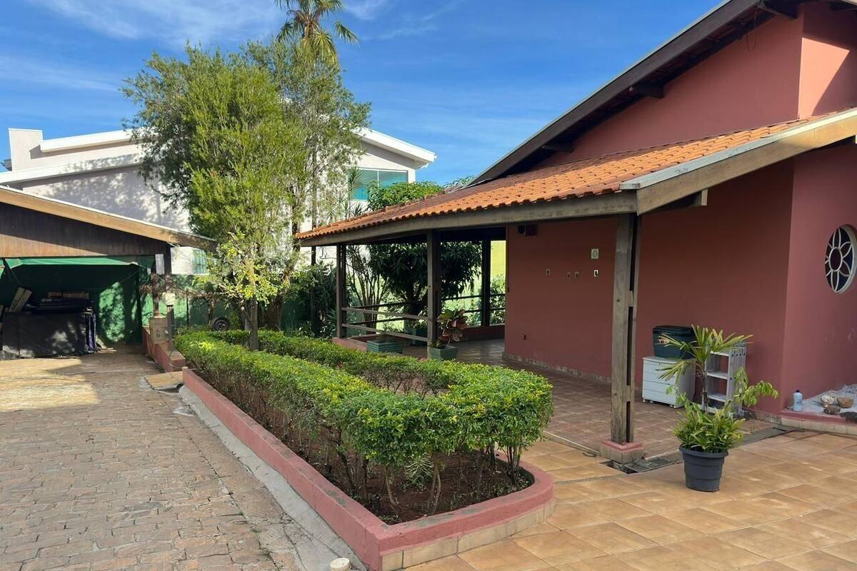 Villa | Unterkunftsgelände