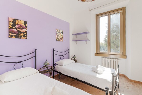 2 bedrooms, iron/ironing board