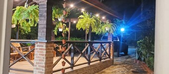 Villa Janet: Un Hogar Familiar Único y Acogedor.