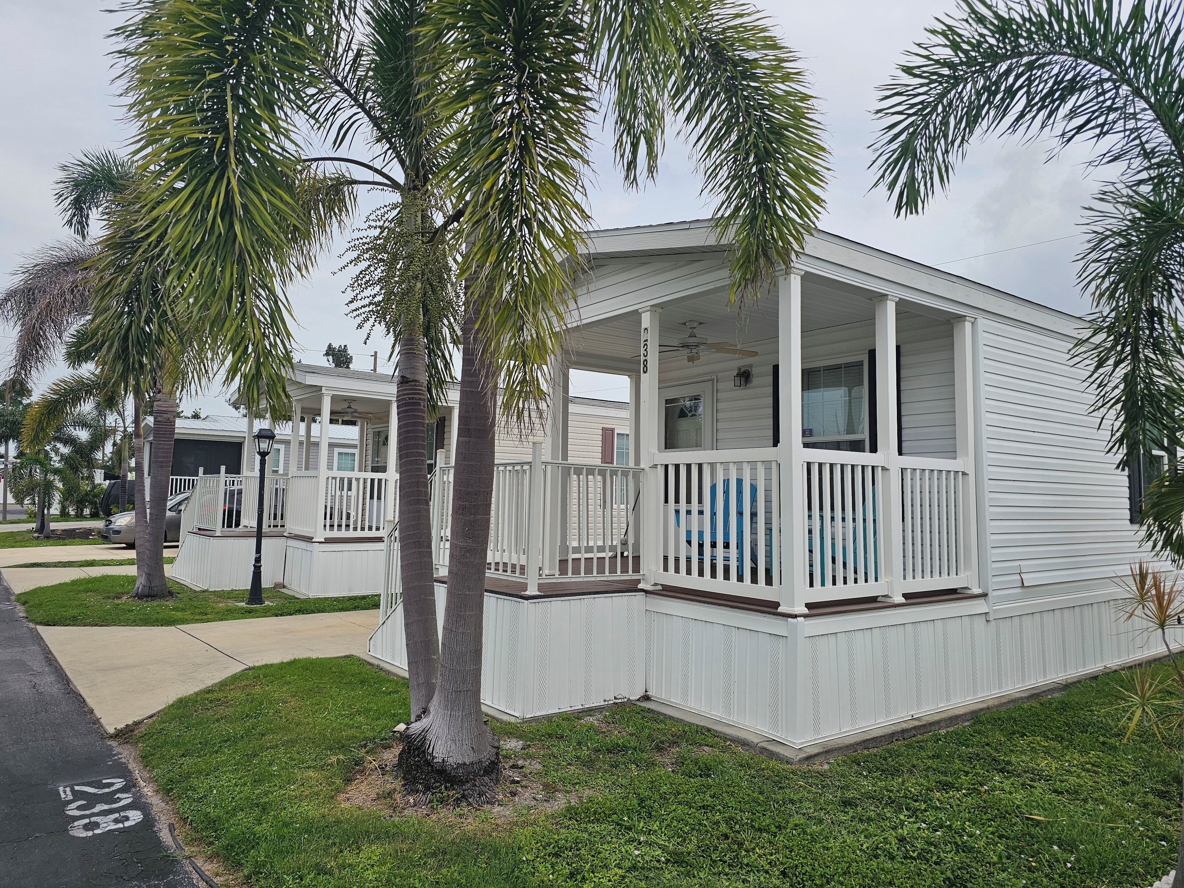 المنشأة من الخارج