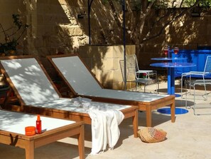 Outdoor dining - Alba (Sliema)