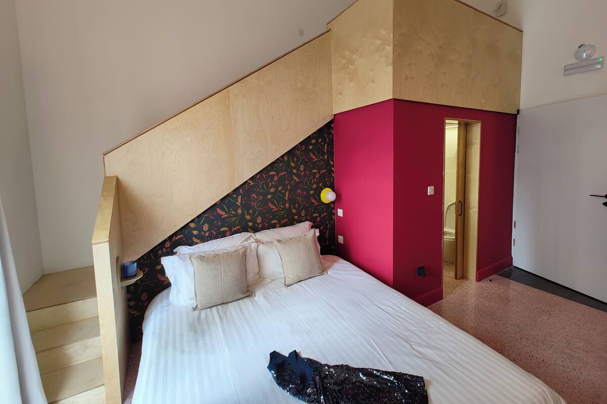 Family Room, Balcony, City View | Soundproofing, iron/ironing board, free WiFi, bed sheets