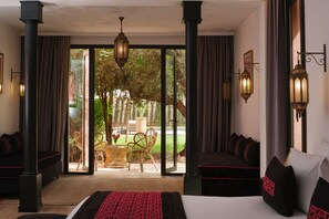 4 soverom, safe på rommet, strykejern/-brett og reiseseng for barn