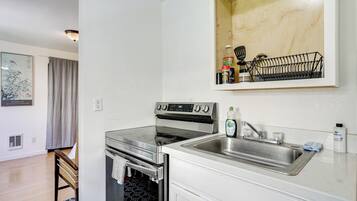 House (0 Bedroom) | Interior