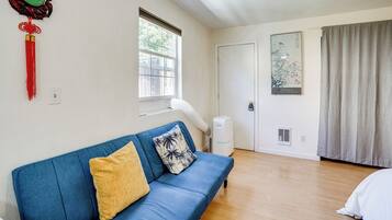 House (0 Bedroom) | Interior