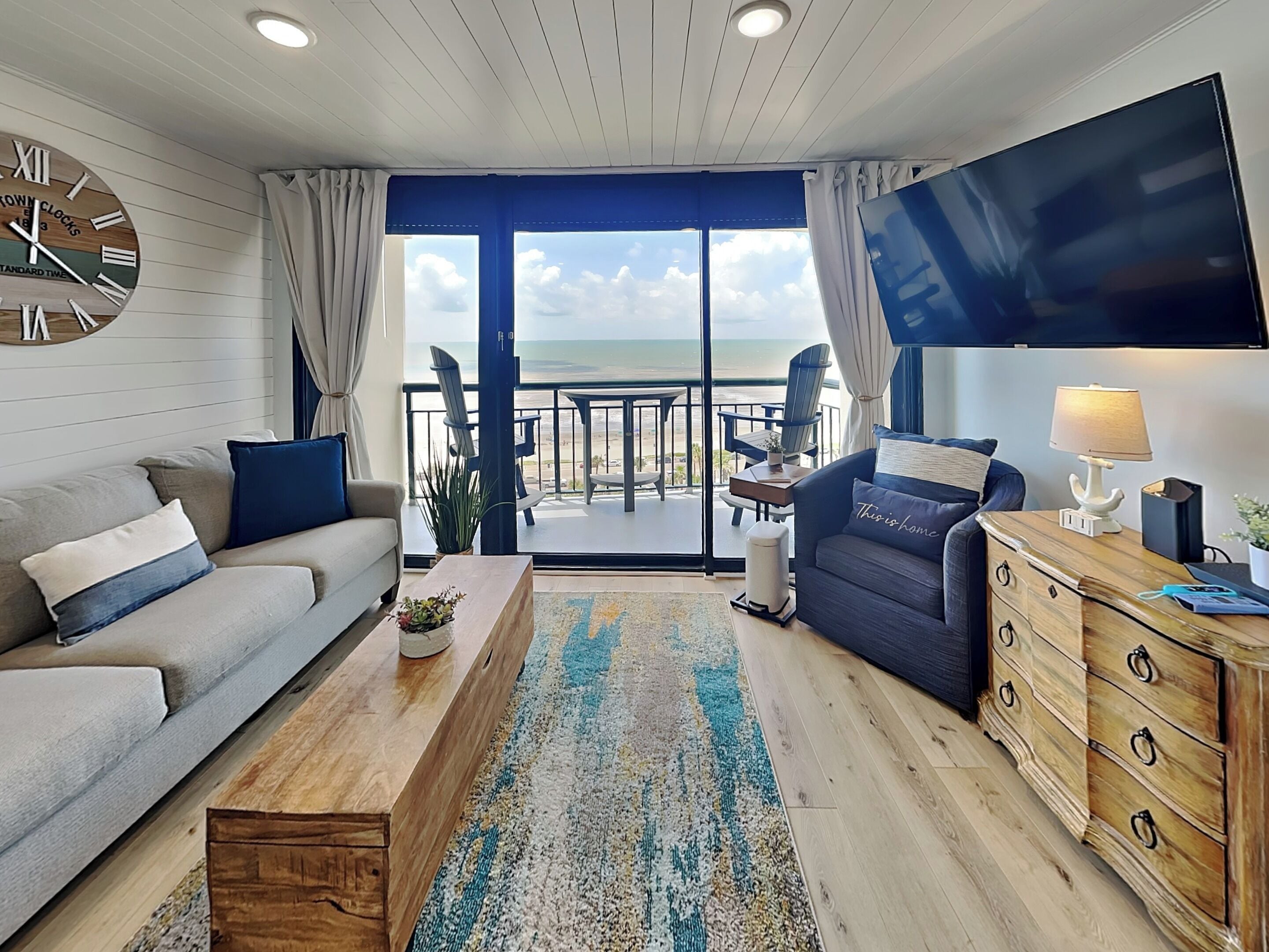 Condo (0 Bedroom) | Property amenity