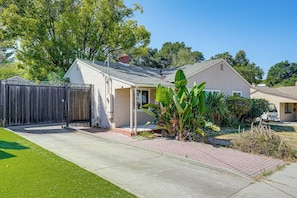 Apartment (0 Bedroom) | Interior