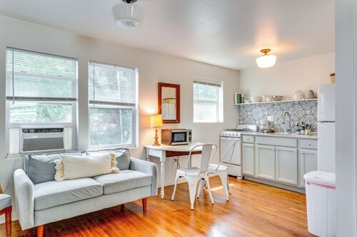 Cozy Studio in Heart of OKC Plaza District!