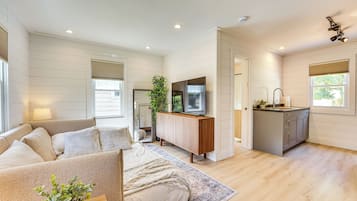 House (0 Bedroom) | Interior