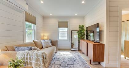 Tiny Home w/ Deck: Close to MSU Campus