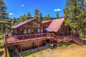 Apartment (0 Bedroom) | Interior - Mtn-view Deck: Cabin Getaway in Angel Fire (Angel Fire)
