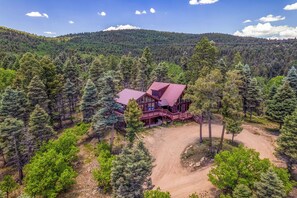 Apartment (0 Bedroom) | Interior - Mtn-view Deck: Cabin Getaway in Angel Fire (Angel Fire)