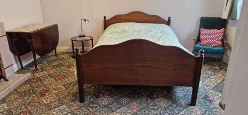 House - Sleeps 10 - Parking - 40 Mins to Dublin