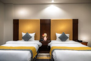 Premium bedding, memory-foam beds, in-room safe, blackout curtains - Dar Wed Serviced Apartments (Jeddah)