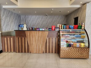 Coffee shop - Dar Wed Hotel Suites (Jeddah)