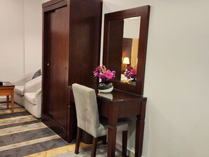 Studio | Ylelliset vuodevaatteet, memory foam -patjalliset sängyt