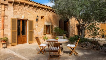 Restauration extérieure