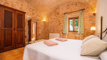 Fer et planche à repasser, Wi-Fi, draps fournis