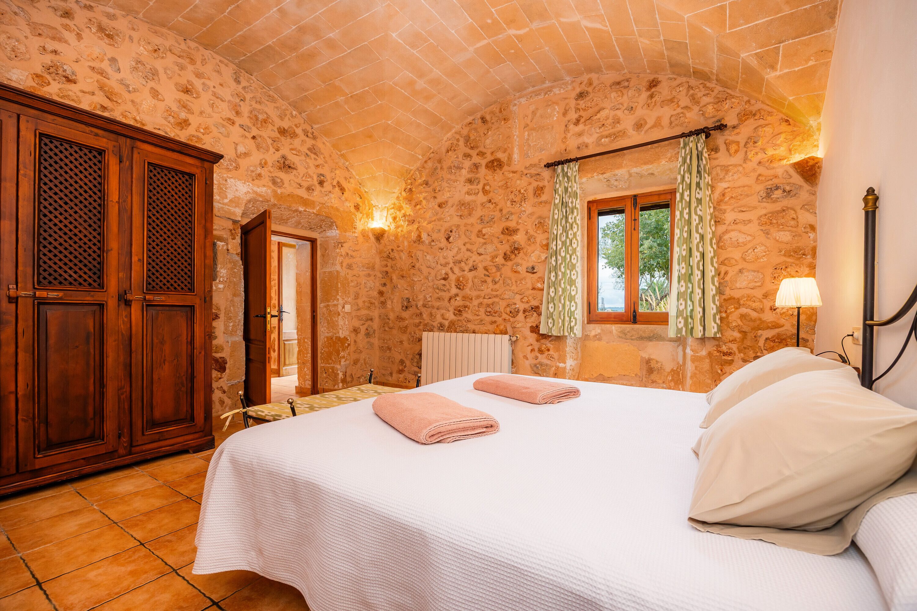 Strykejern/-brett, wi-fi og sengetøy