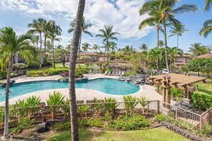 Pool - Summer Deal Waikoloa Townhome with Resort Pools Hot Tub and A-Bay (Waikoloa)