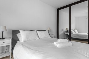 1 chambre, fer et planche à repasser, Wi-Fi gratuit, draps fournis