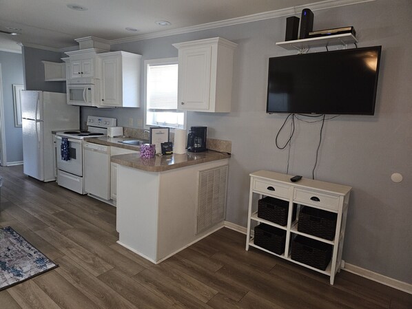 Microwave, oven, stovetop, dishwasher