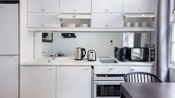 Unclassified image, 1 of 8, button - Apt - Sleeps 3 - 10min Walk Paddington/hyde Park (London)