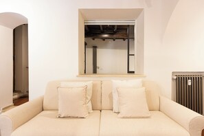Apartment | Living area - Rental in Rome Pantheon by Agrippa Suite Apartment (Rome)