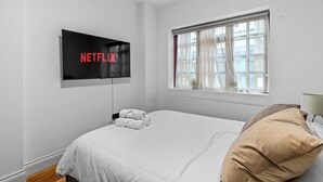 Unclassified image, 4 of 15, button - Charming Hyde Park Mews House - 4 Guests (London)