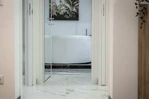 Apartment | Badezimmer