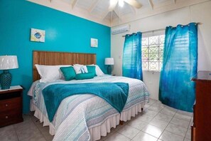 6 bedrooms, iron/ironing board, WiFi, bed sheets