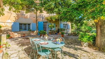 Restauration extérieure