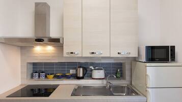 公寓 | 私人廚房 | 微波爐