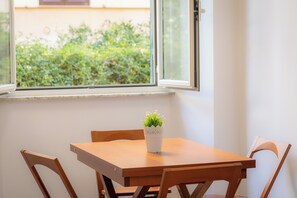 Apartment | Esszimmer