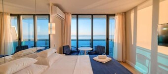 Holiday in orbi city 