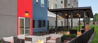 キャンドルウッド スイーツ ミッション イースト マカレン エリア by IHG