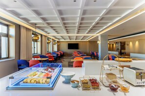 Bao gồm bữa sáng buffet hàng ngày 