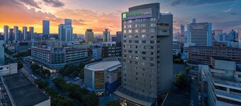 Holiday Inn Express Kunming Railway Station by IHG