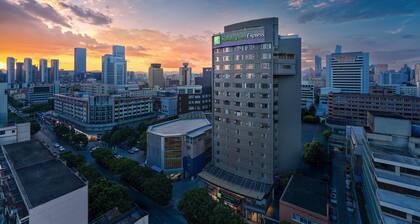 Holiday Inn Express Kunming Railway Station by IHG