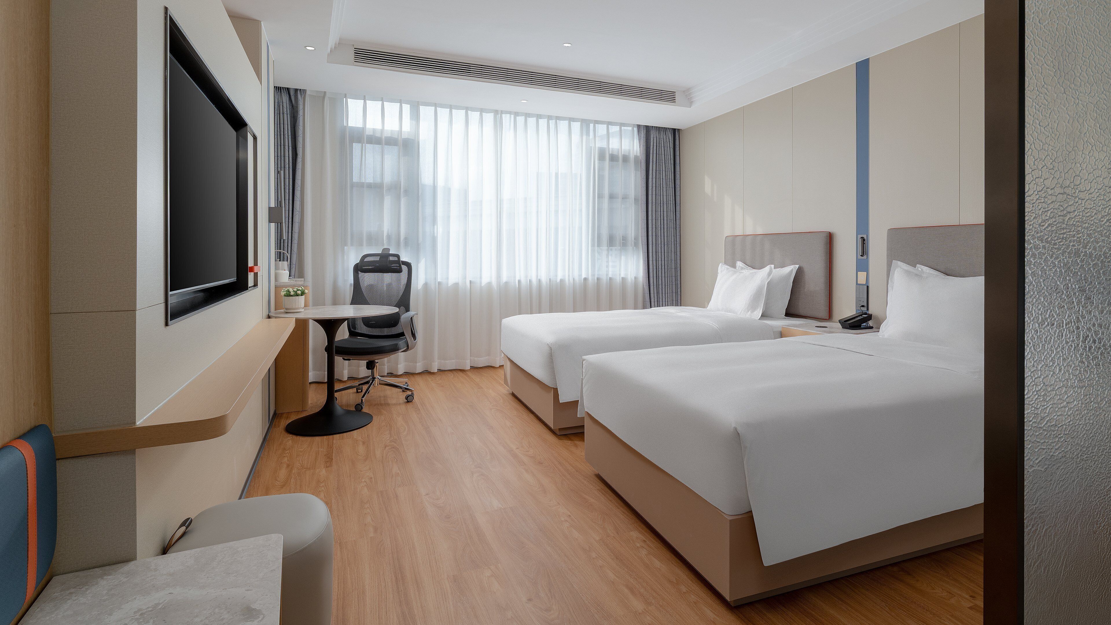 Literie de qualité supérieure, couette en duvet d'oie, minibar, bureau