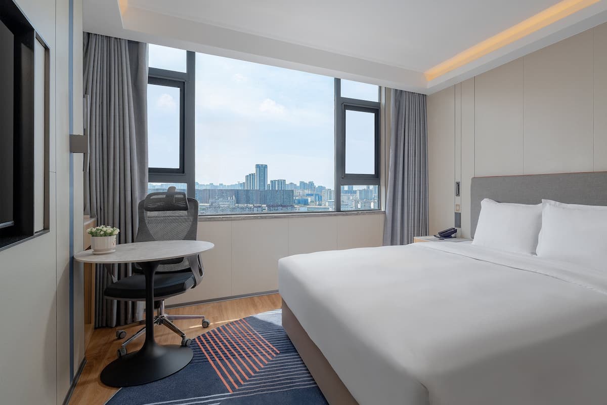 1 Bedroom Suite With Bath