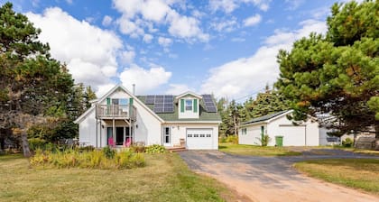 Sheep Pond Coastal Escape – Beach Access, Hot Tub, Family-Friendly Retreat