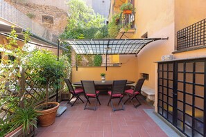 Apartamento | Terraza o patio
